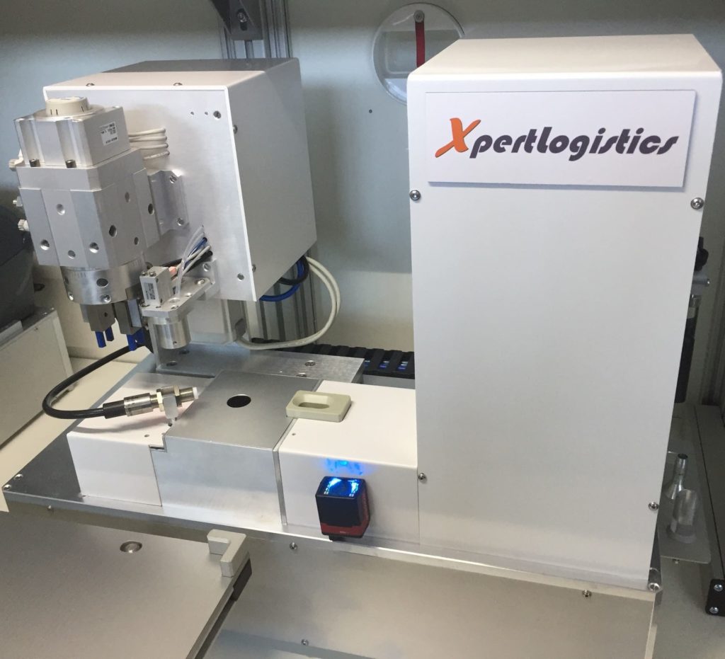 XPL Photo 2 Modular laboratory robotic platform